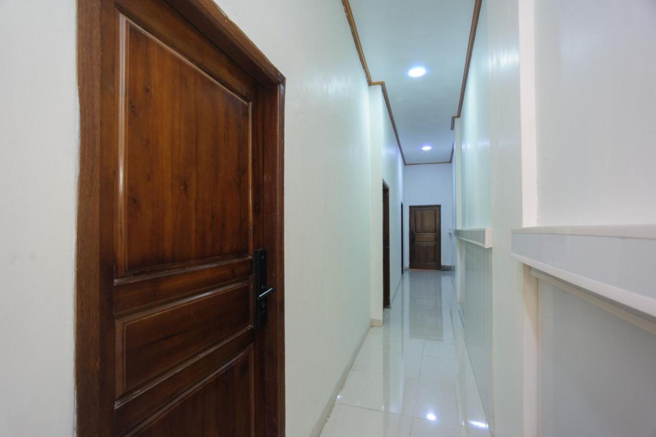 Urbanview Hotel JIB Bandar Lampung Exterior foto