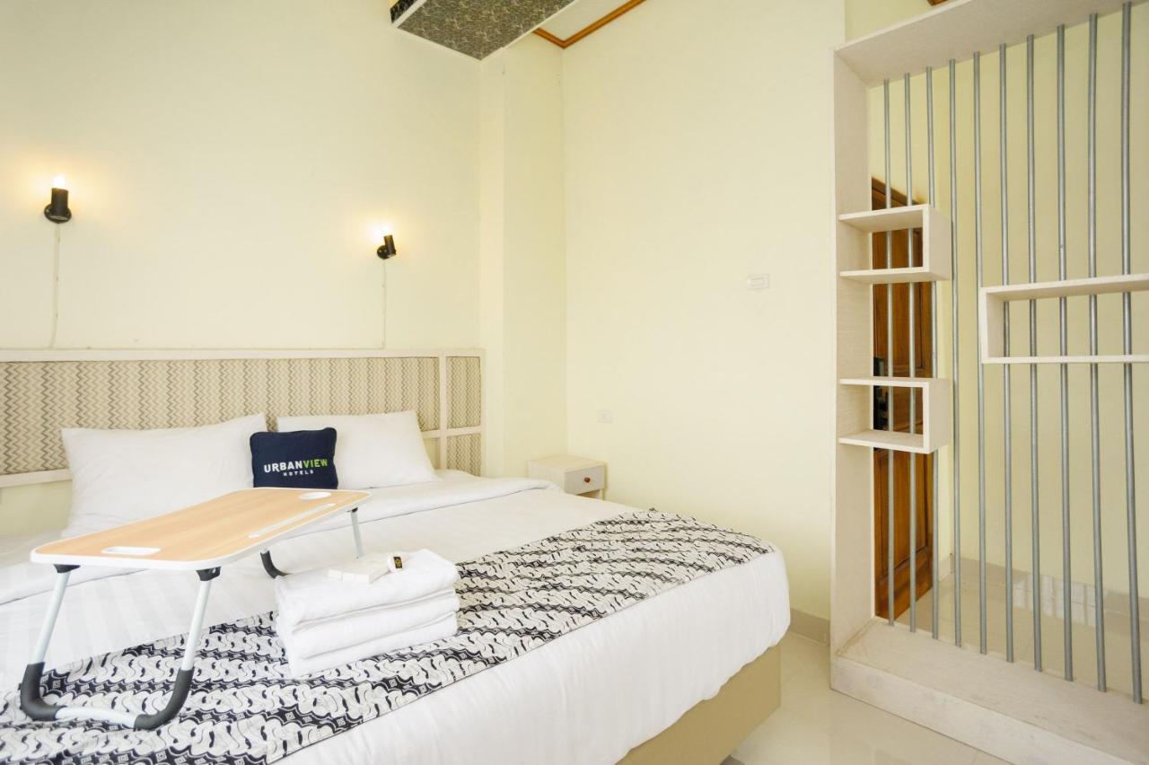 Urbanview Hotel JIB Bandar Lampung Exterior foto