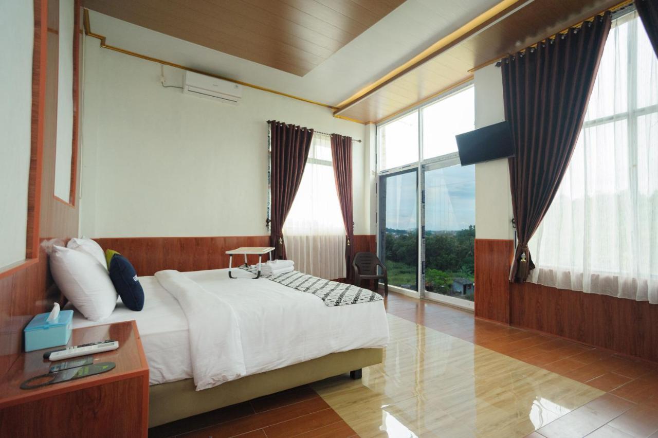 Urbanview Hotel JIB Bandar Lampung Exterior foto